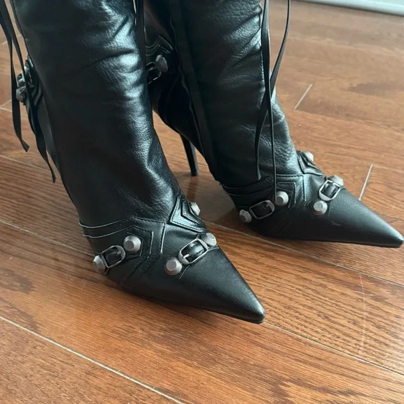 Rocker Chic Knee High Studded Stiletto Boots with Tassels - Picture 5 of 13
